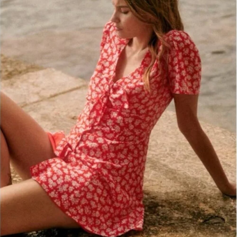 Sézane Norabel Dress in Red Cara Print